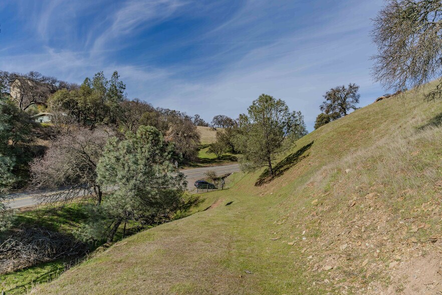 More Photos Of Old Highway 49, Sutter Creek Land For Sale