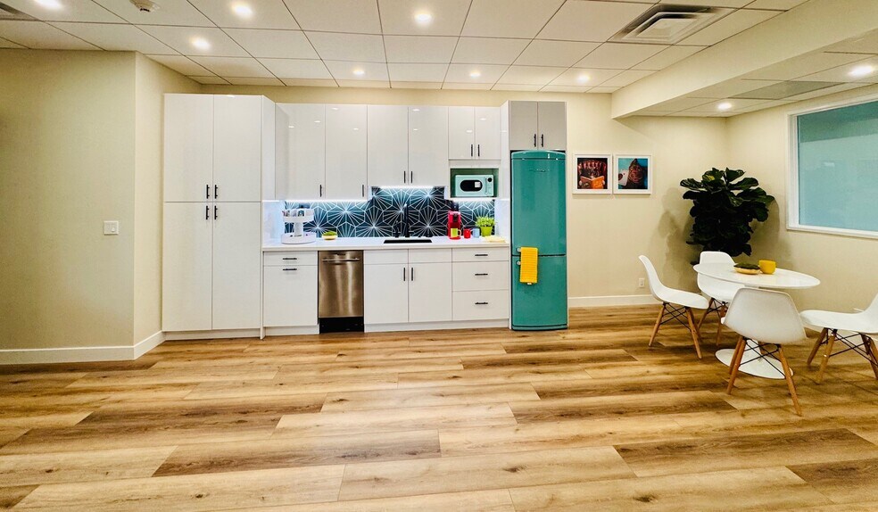 More Photos Of 11965 Venice Blvd, Los Angeles Loft Creative Space For Lease