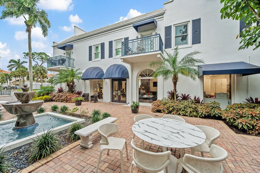 More Photos Of 292-296 14th Ave S, Naples General Retail For Lease