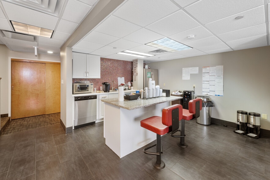 More Photos Of 620 Ramsey Ave, Hillside Warehouse For Sale