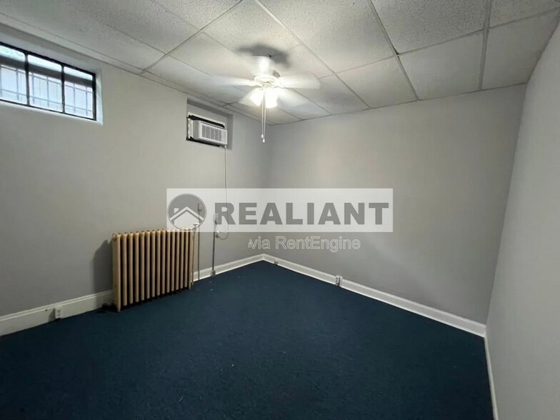 More Photos Of 353-361 Taylor Ave, Bellevue Apartments For Lease