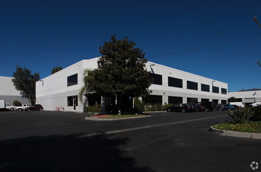 More Photos Of 10312 Norris Ave, Pacoima Unknown For Lease