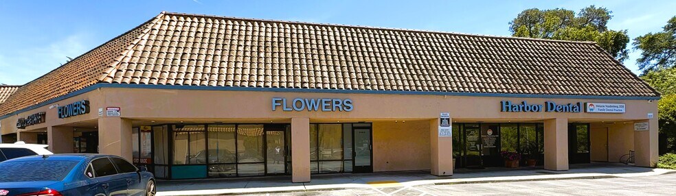 More Photos Of 2050-2128 Soquel Ave, Santa Cruz Storefront Retail Office For Lease