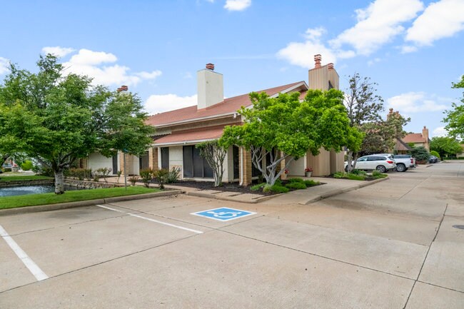 More Photos Of 1719 E 71st St, Tulsa Office Residential For Sale