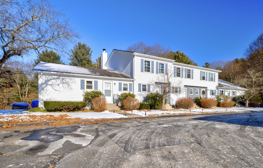 Primary Photo Of 23-36 Pine Crest Ridge, Woodstock Apartments For Sale