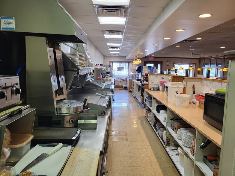 More Photos Of 531-533 N Main St, Canton Storefront Retail Residential For Sale