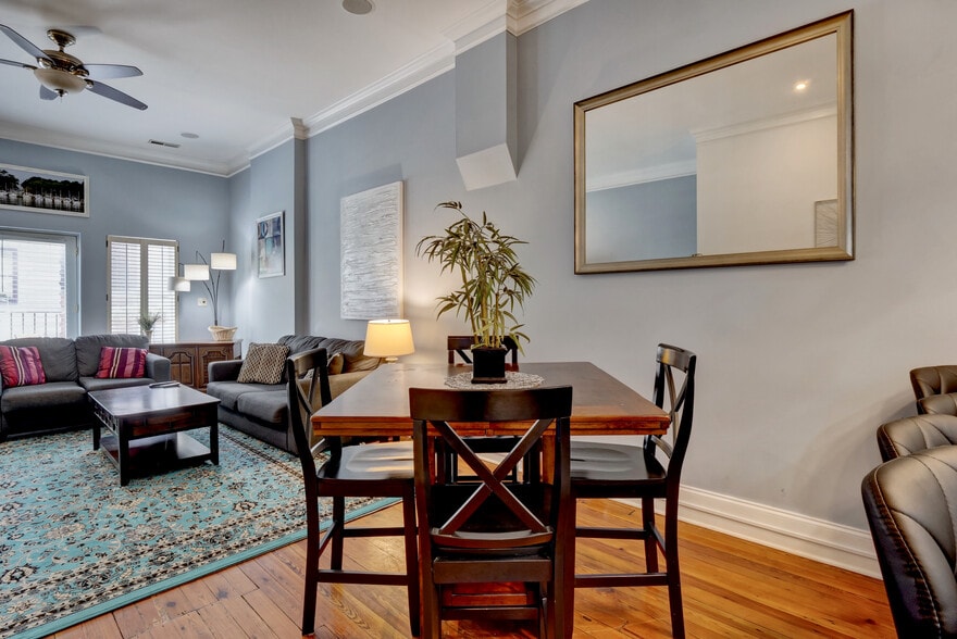 More Photos Of 271 N Front St, Wilmington General Retail For Lease