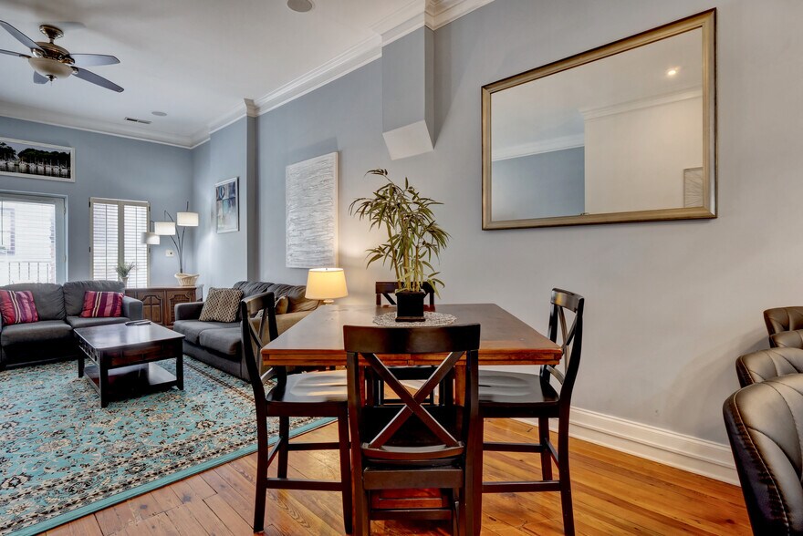 More Photos Of 271 N Front St, Wilmington General Retail For Sale