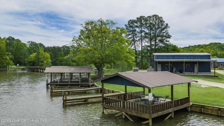 More Photos Of 2027 Barrons Bridge Rd, Dadeville Marina For Sale