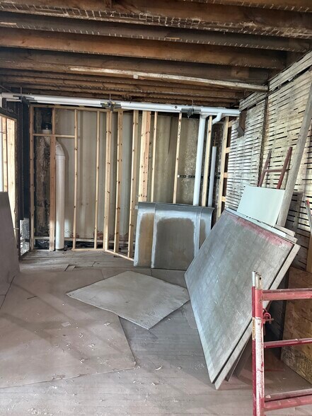 More Photos Of 317 S Barstow St, Eau Claire Office For Lease