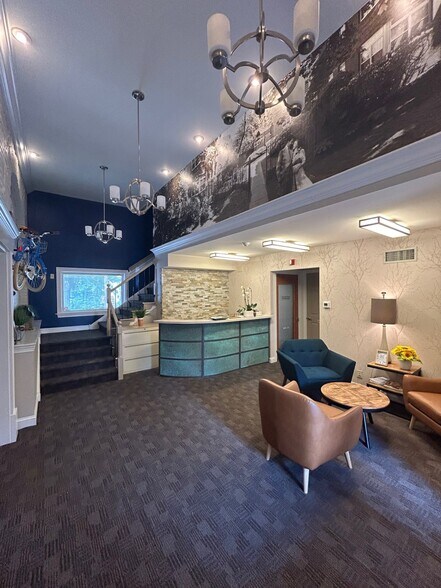 More Photos Of 207 Leedom St, Jenkintown Office Residential For Lease