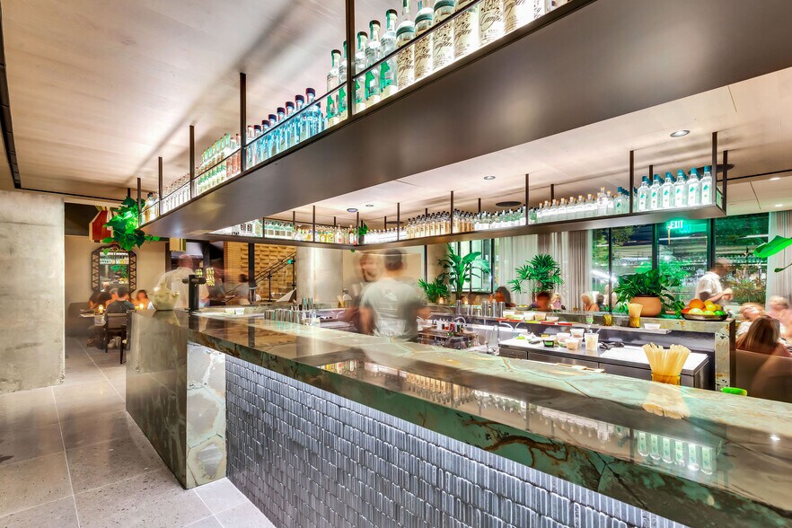 More Photos Of 44 East Ave, Austin Apartments For Sale