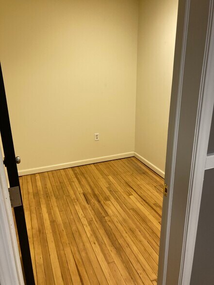 More Photos Of 102 East State Street, Ithaca Loft Creative Space For Lease