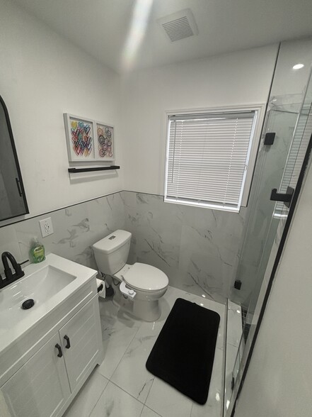 More Photos Of 4905-4907 E Nasa Pky, Seabrook Office Residential For Sale