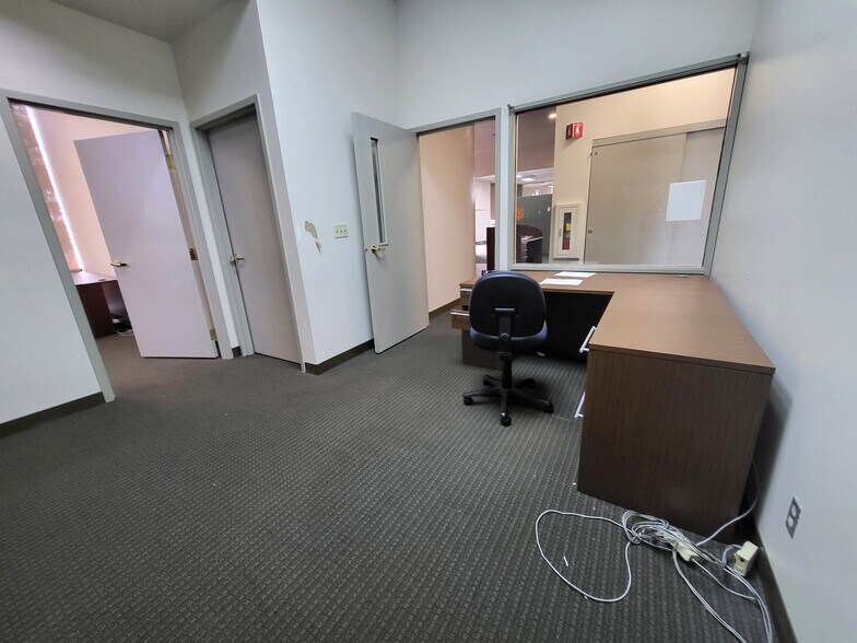 More Photos Of 2488 Junipero Serra Blvd, Daly City Office For Sale
