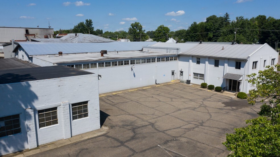 More Photos Of 283 N Main St, Fredericktown Industrial For Sale