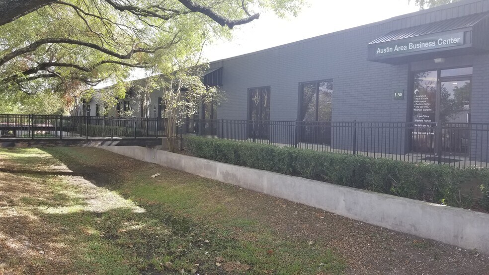 More Photos Of 8711 Burnet Rd, Austin Unknown For Lease