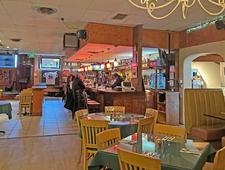 More Photos Of 1005 S St Francis Rd, Santa Fe General Retail For Sale