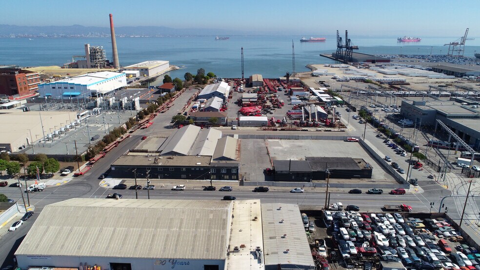 More Photos Of 1499 Illinois St, San Francisco Land For Lease