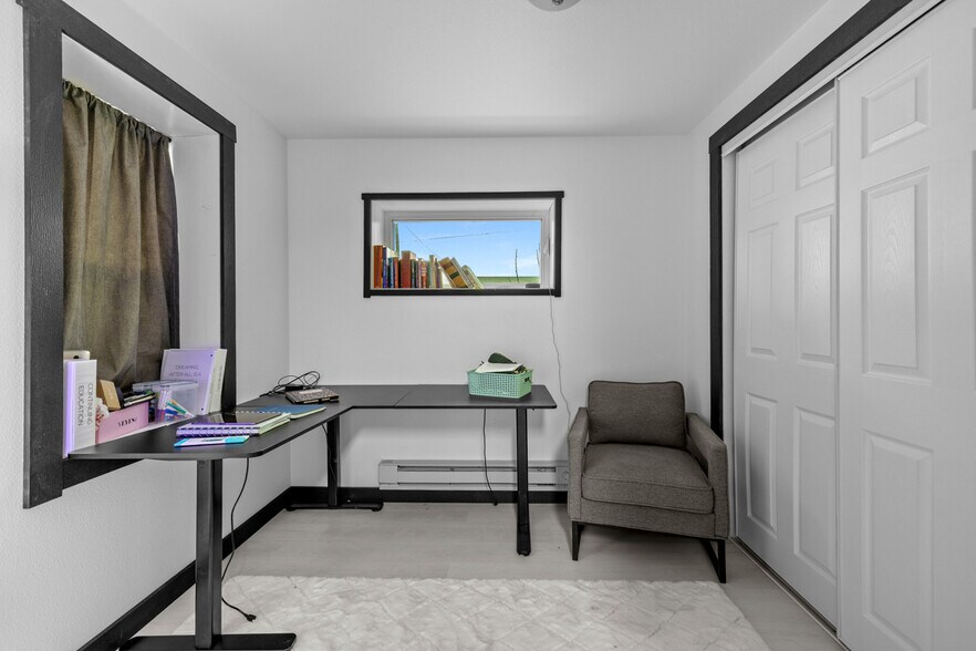 More Photos Of 1113 10th St NW, Minot Multifamily For Sale