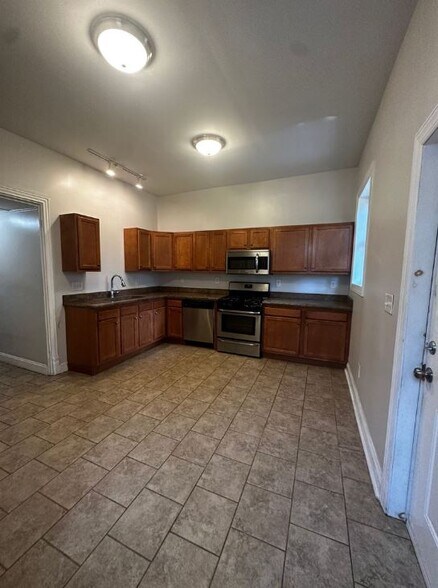 More Photos Of 7218 Meade St, Pittsburgh Apartments For Sale