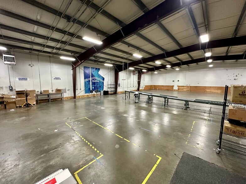 More Photos Of 8300 7th Ave S, Seattle Warehouse For Lease