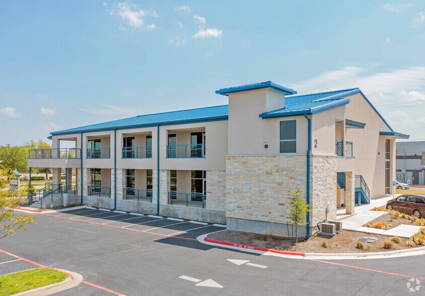 More Photos Of 2050 Double Creek Dr, Round Rock Medical For Lease