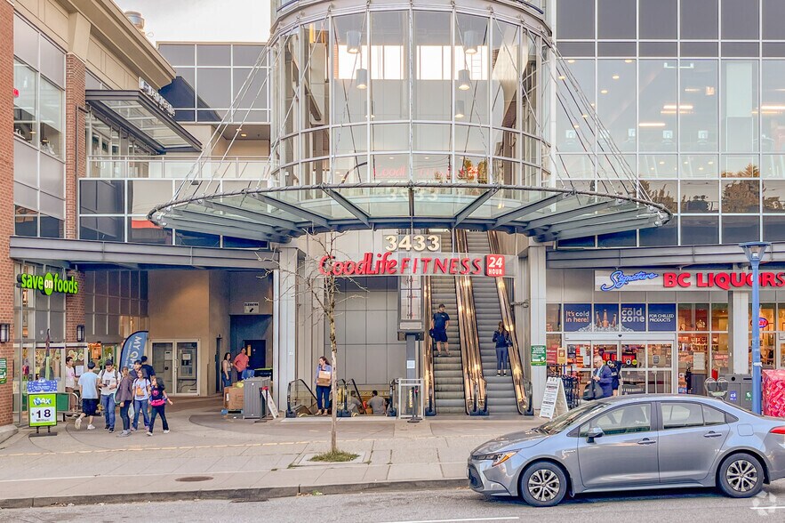 More Photos Of 3433 North Rd, Burnaby General Retail For Lease