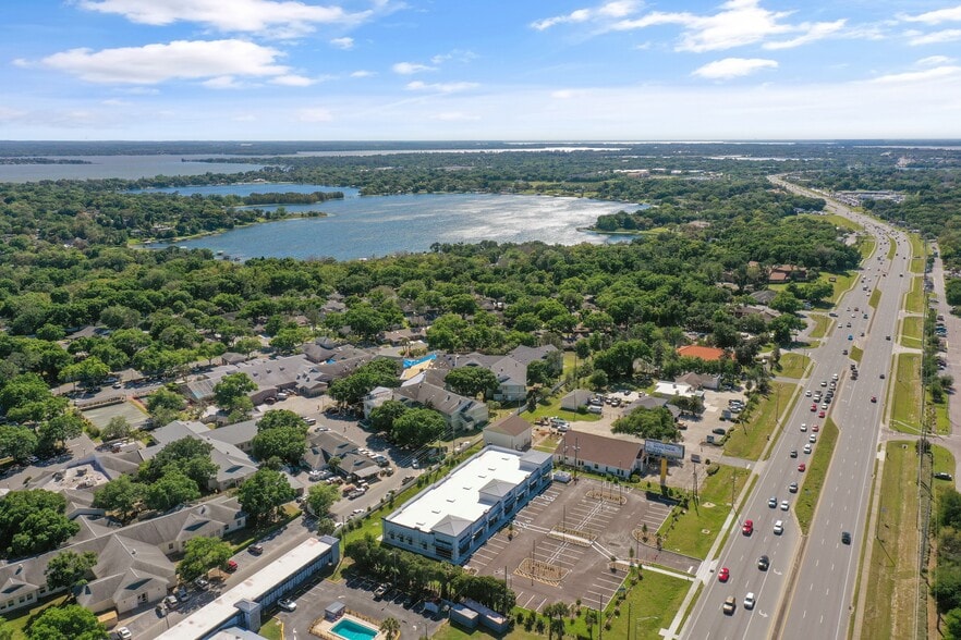 More Photos Of 18660 US Highway 441, Mount Dora General Retail For Lease