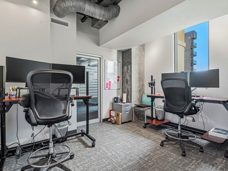 More Photos Of 60 N Market St, Asheville Apartments For Lease