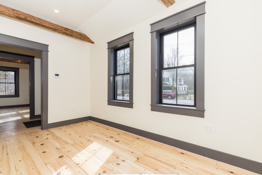 More Photos Of 22 Pioneer Rd, Rye Office Residential For Sale