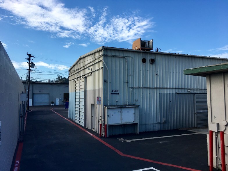 More Photos Of 4345 Twain Ave, San Diego Unknown For Lease