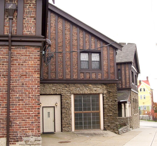 More Photos Of 2230 Gilbert Ave, Cincinnati Warehouse For Sale