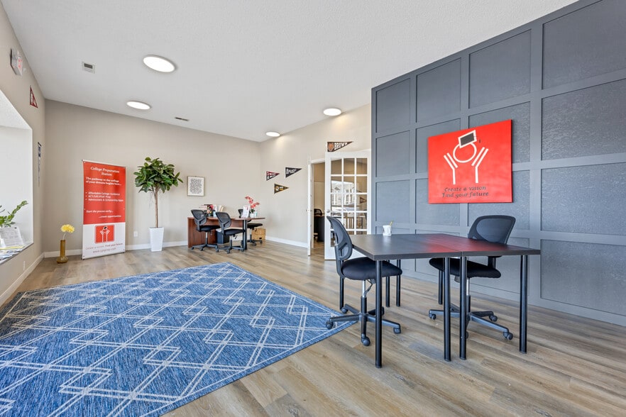 More Photos Of 3910 S Old Highway 94, Saint Charles Office For Sale