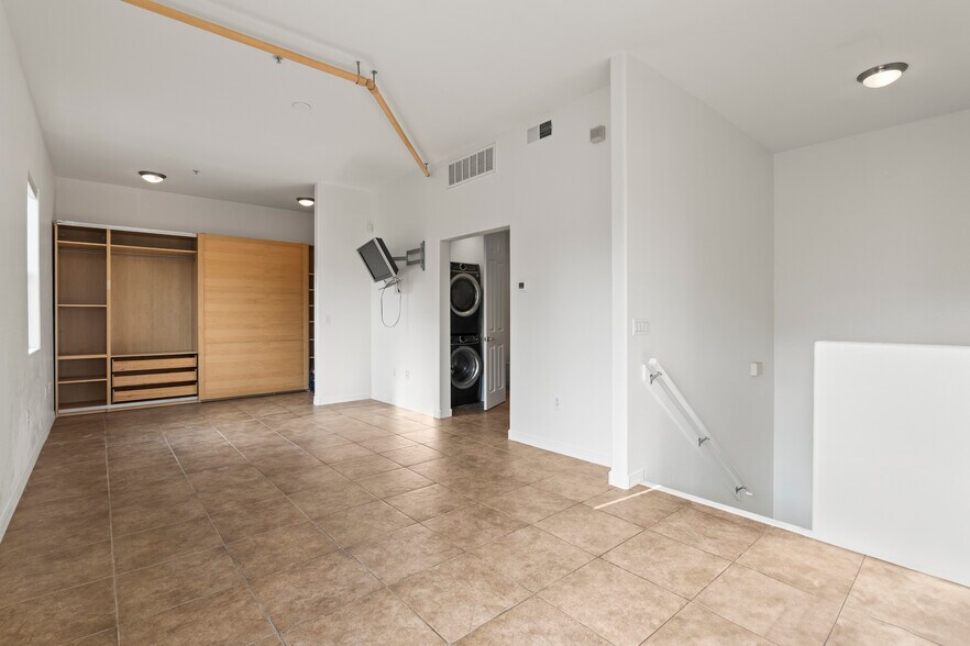 More Photos Of 610 E Roosevelt St, Phoenix Storefront Retail Residential For Sale