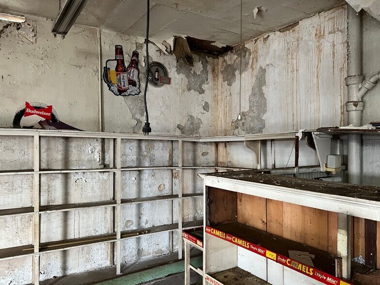 More Photos Of 3303 Floral Dr, Los Angeles Apartments For Sale