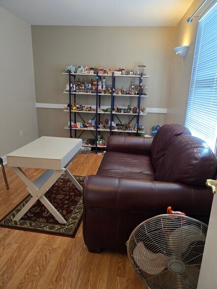 More Photos Of 3739 Wilkens Ave, Baltimore Medical For Lease