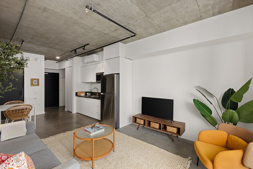 More Photos Of 454 13th St, San Diego Apartments For Sale