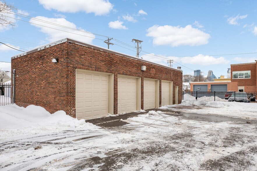 More Photos Of 2318 Park Ave, Minneapolis Office For Sale