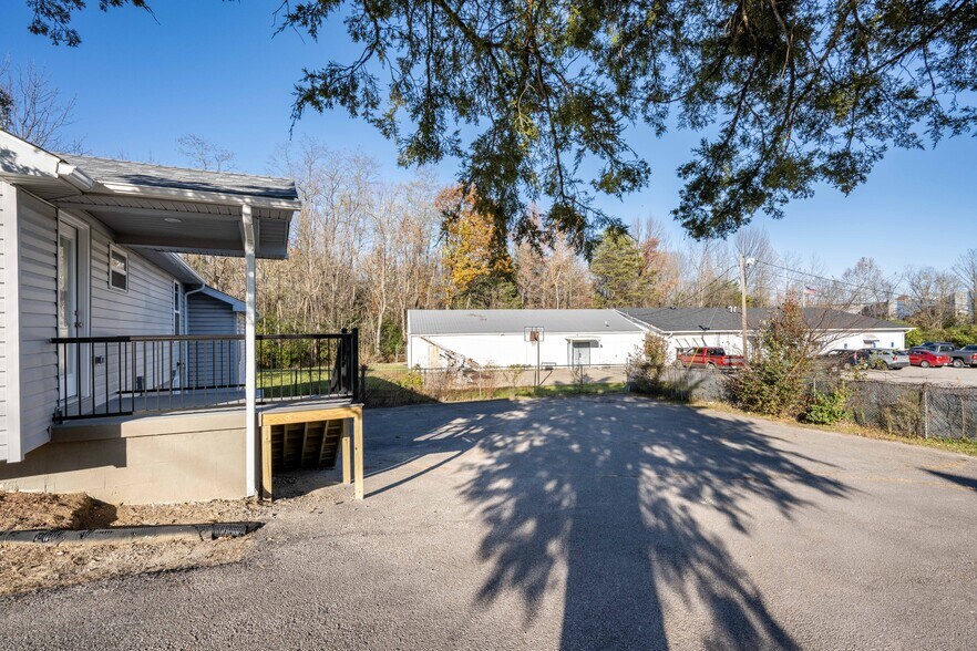 More Photos Of 1210 Market St, Charlestown Storefront For Sale