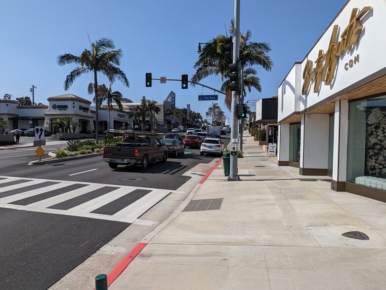More Photos Of 3028-3034 E Coast Hwy, Corona Del Mar Storefront For Lease