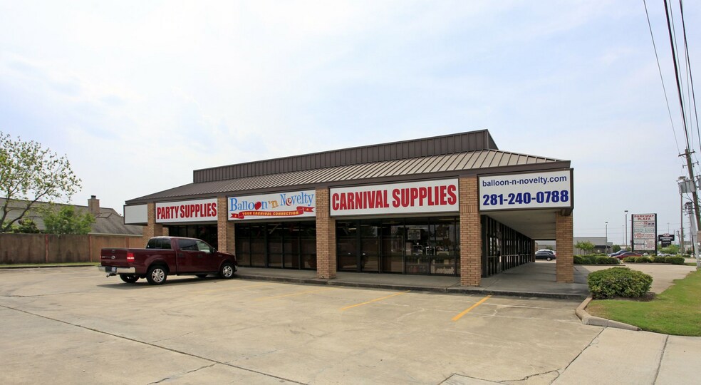 More Photos Of 4611-4711 S Main St, Stafford Unknown For Lease