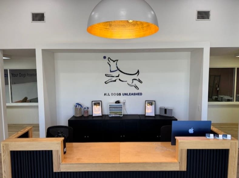 More Photos Of 8361 Stone Run Ct, Tampa Office For Sale