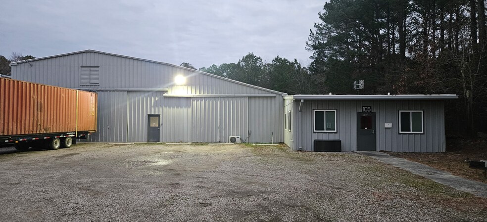 Primary Photo Of 105 Gelo Rd, Rocky Mount Warehouse For Lease