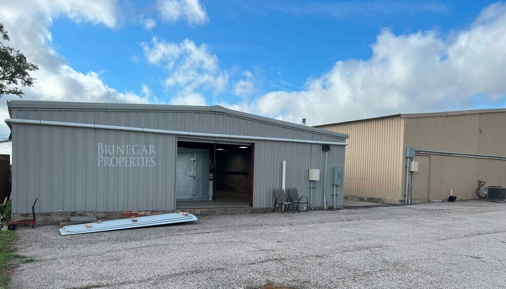 More Photos Of 630 W FM 243, Bertram Industrial For Sale