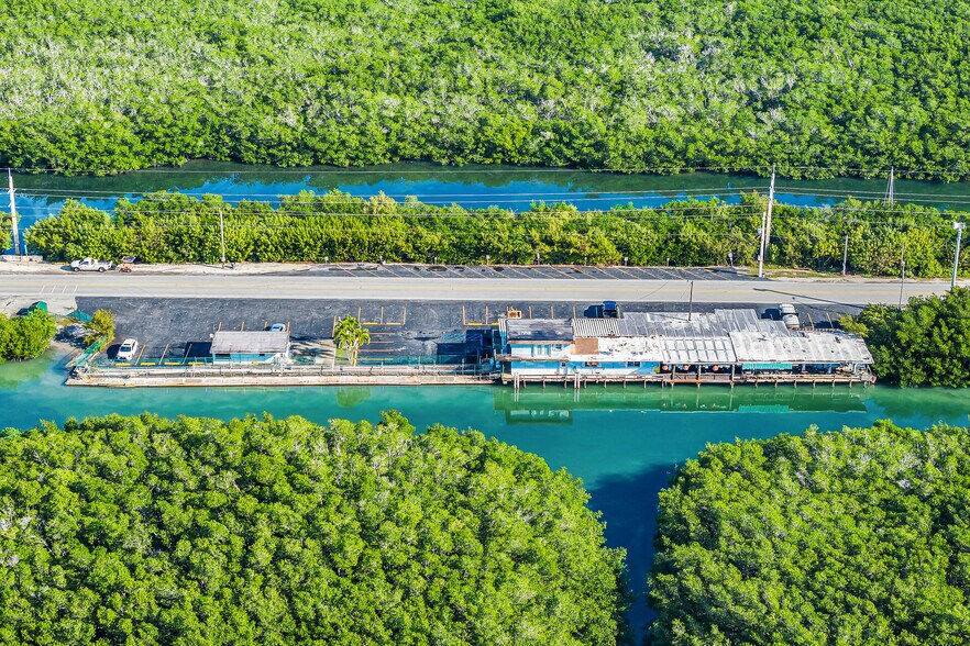More Photos Of 58000 Card Sound Rd, Key Largo Restaurant For Sale