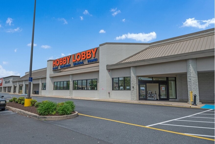 More Photos Of 1001 N DuPont Hwy, Dover Unknown For Lease