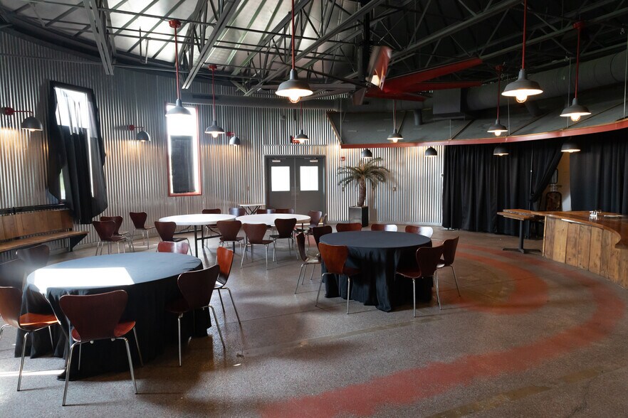 More Photos Of 123 Dj Everett Dr, Cadiz Restaurant For Sale