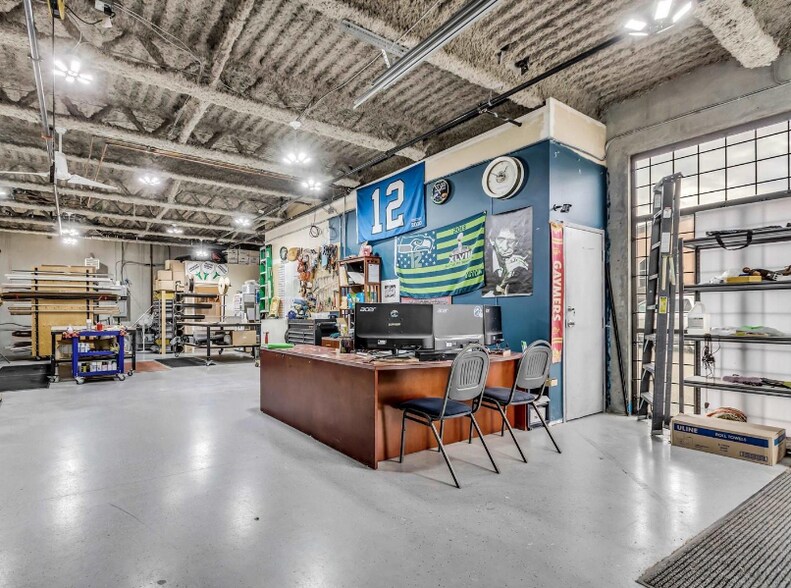 More Photos Of 20220 113B Ave, Maple Ridge Warehouse For Sale