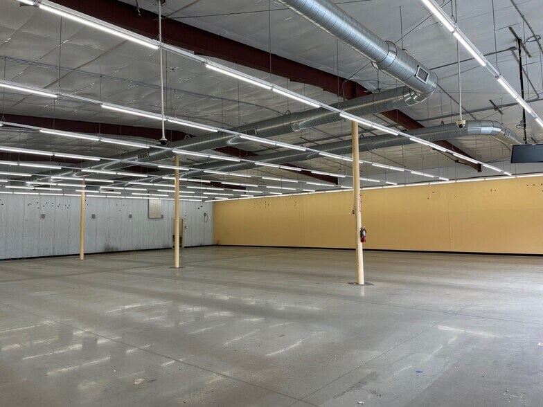 More Photos Of 1823 Virginia Rd, Edenton General Retail For Sale